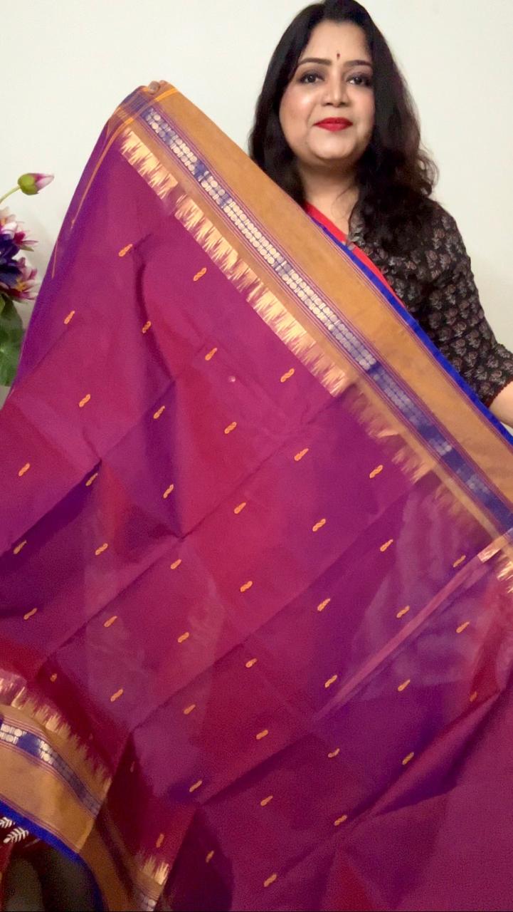 A weave that speaks tradition with a twist of contrast & temple Border - Image 3